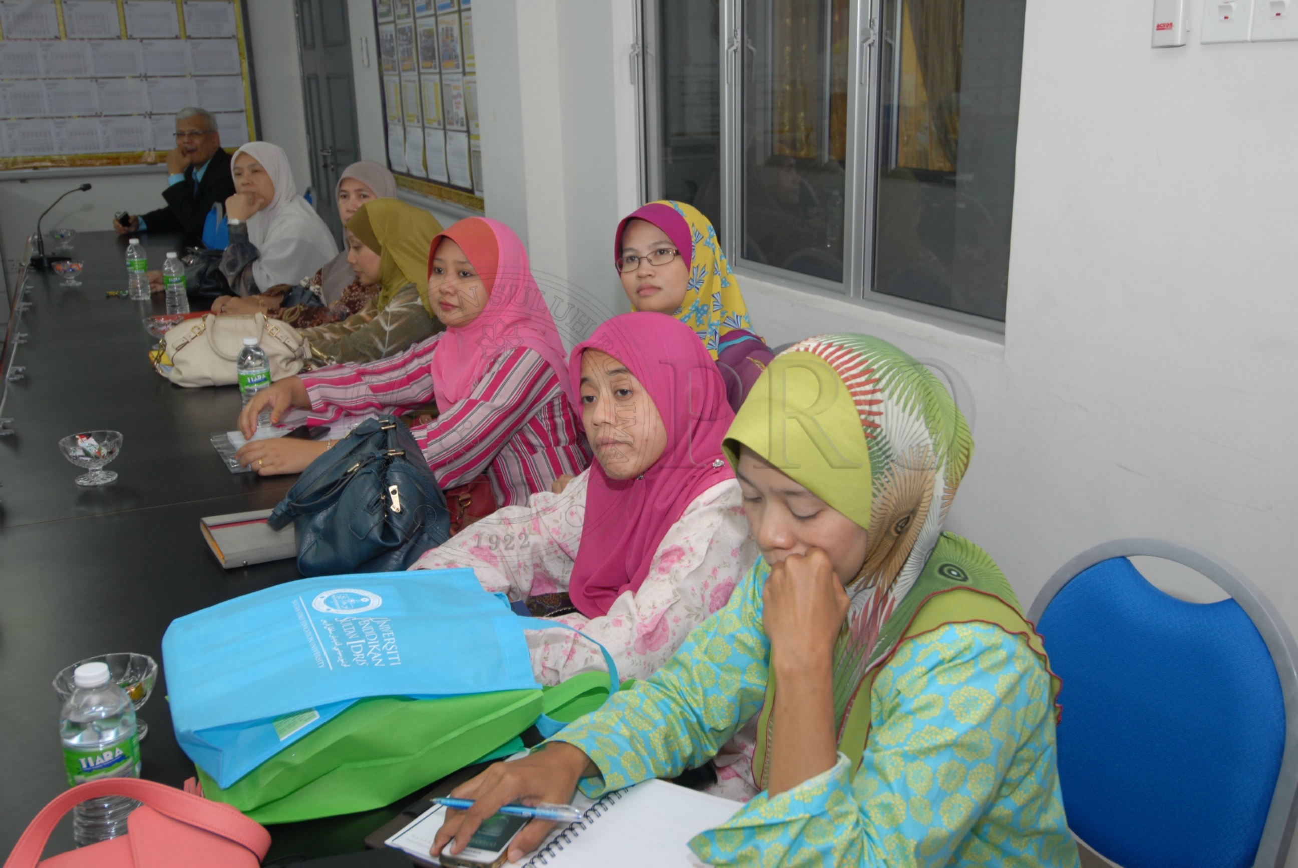 PRO 14 01 SEKOLAH FBA 8090